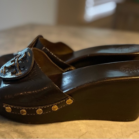 TORY BURCH Patti Wedge — women’s 8m - Picture 3 of 9